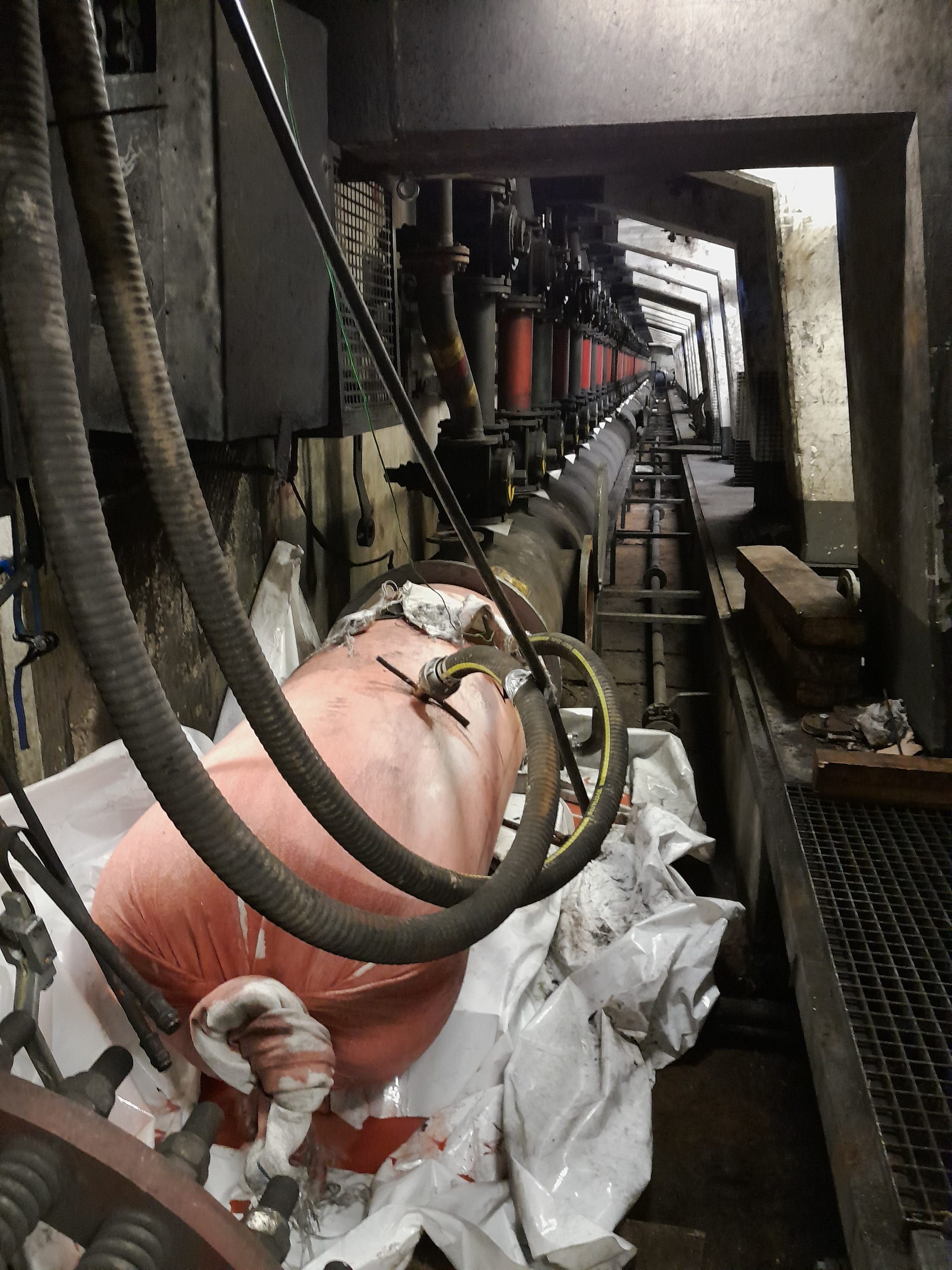 Unter Extremen Bedingungen Hat Das RTi Team Erfolgreich Eine DN 700 Mm Gasleitung Saniert.